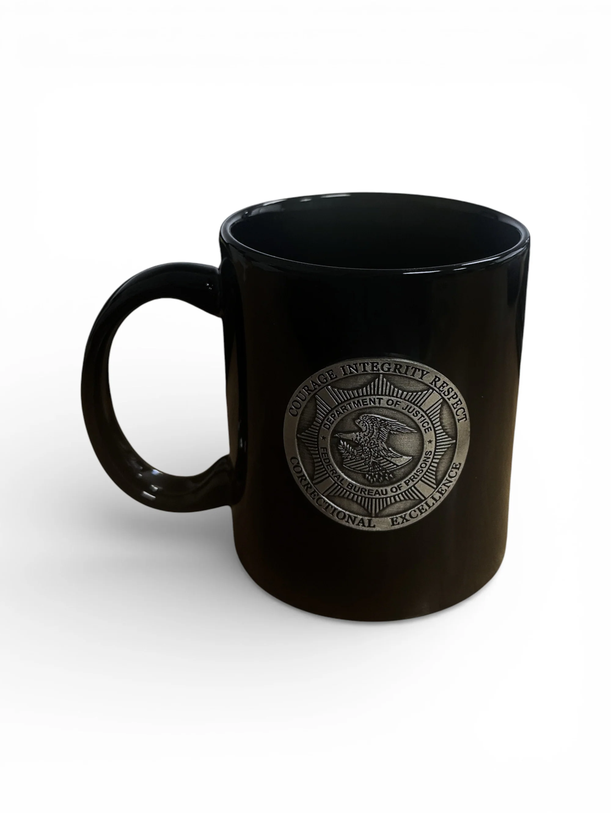 BOP COFFEE MUG WITH PEWTER BADGE-BLACK